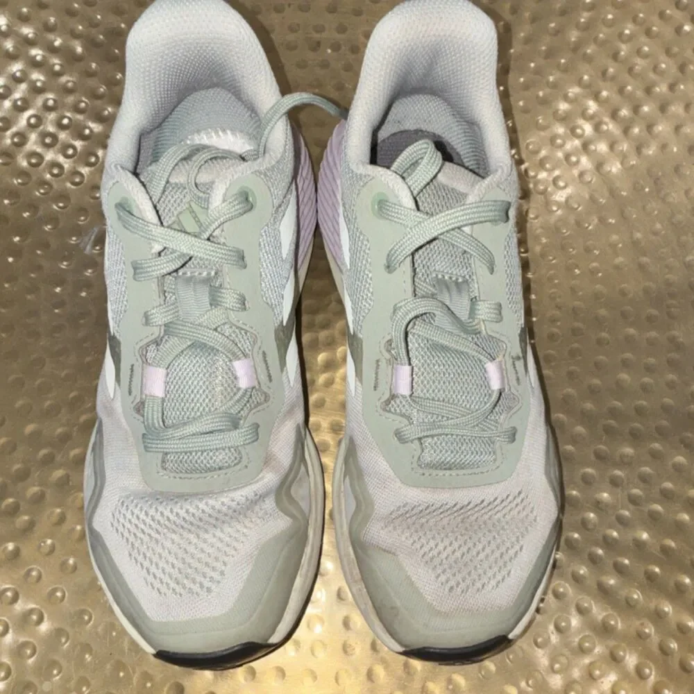 adidas Womens Terrex Green Lavender Solid Low Top Lace-Up Sneakers Sz 5
